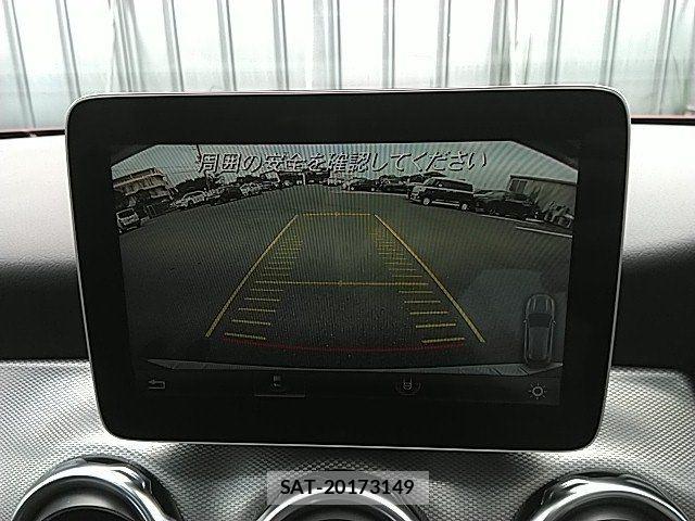 Mercedes Benz GLA-CLASS 2017-07 8131185-23