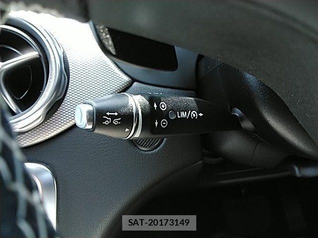 Mercedes Benz GLA-CLASS 2017-07 8131185-25