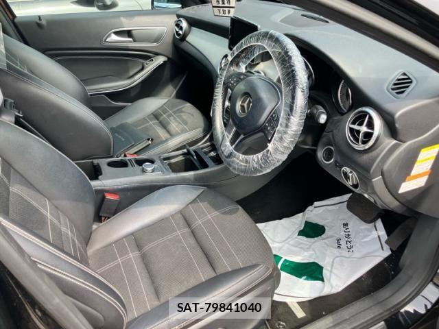 Mercedes Benz GLA-CLASS 2014-09 8131188-11
