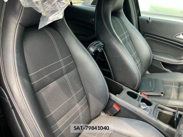 Mercedes Benz GLA-CLASS 2014-09 8131188-12