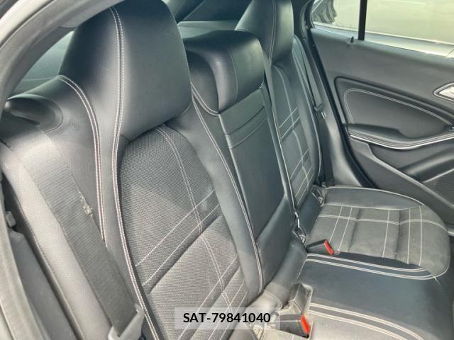 Mercedes Benz GLA-CLASS 2014-09 8131188-14