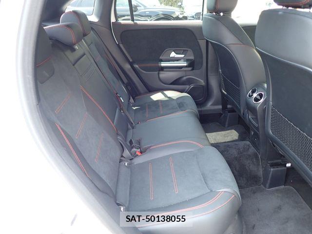 Mercedes Benz GLA-CLASS 2022-07 8146148-22