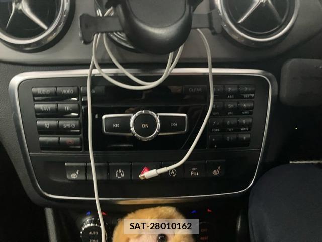 Mercedes Benz GLA-CLASS 2015-09 8158797-24
