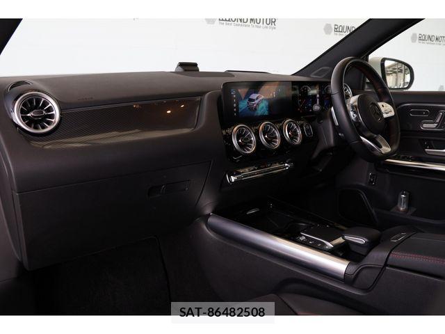 Mercedes Benz GLA-CLASS 2021-08 8208674-1