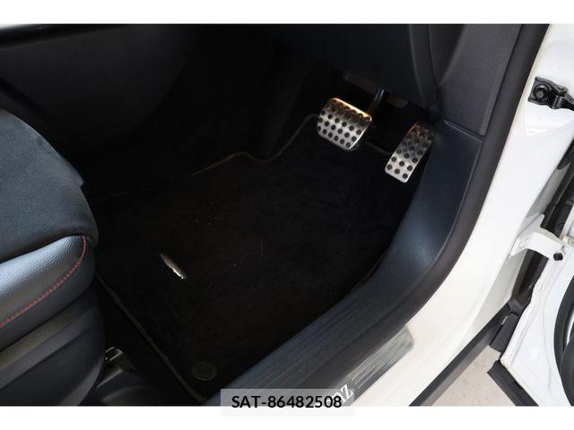 Mercedes Benz GLA-CLASS 2021-08 8208674-27