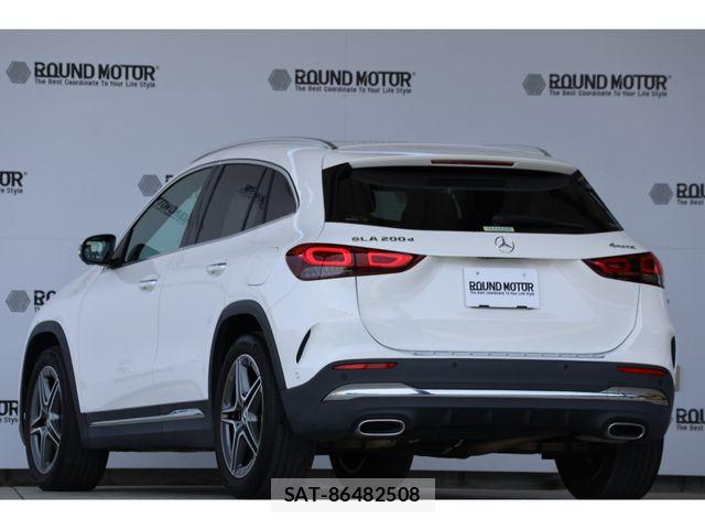 Mercedes Benz GLA-CLASS 2021-08 8208674-2