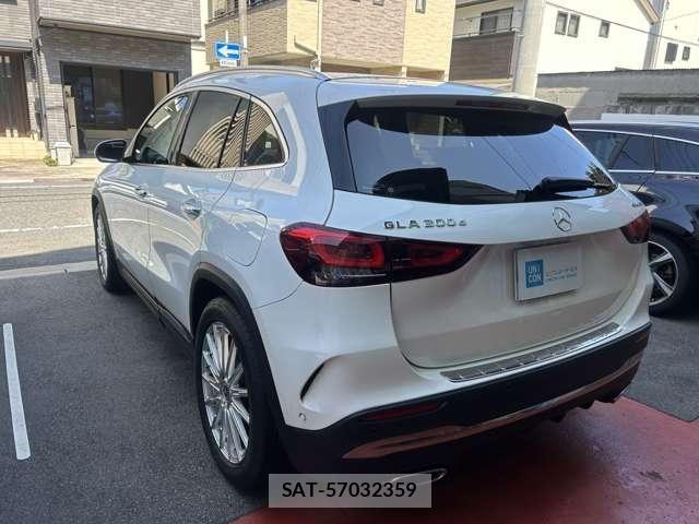 Mercedes Benz GLA-CLASS 2020-12 8208673-6