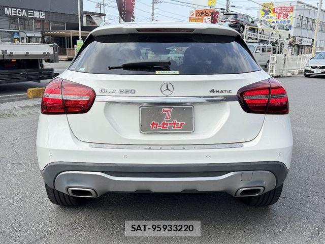 Mercedes Benz GLA-CLASS 2020-01 8208676-10