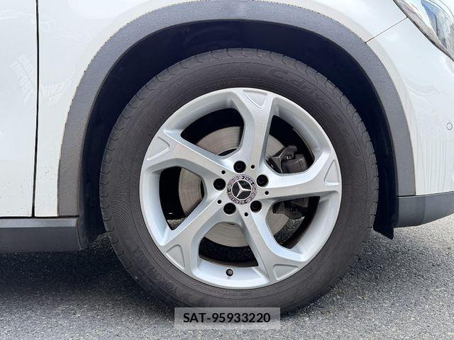 Mercedes Benz GLA-CLASS 2020-01 8208676-17