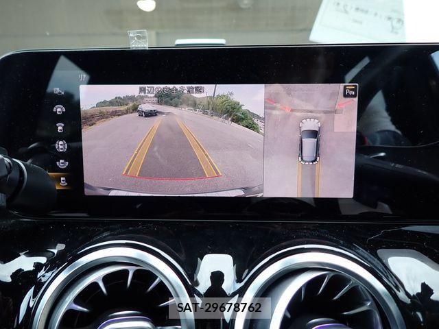 Mercedes Benz GLA-CLASS 2020-10 8208672-15