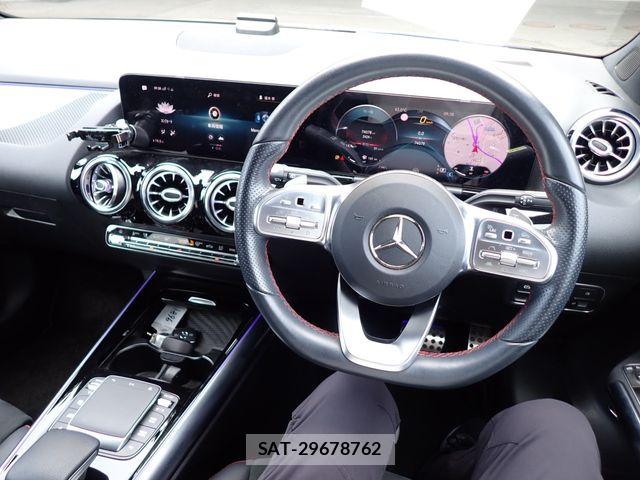 Mercedes Benz GLA-CLASS 2020-10 8208672-18