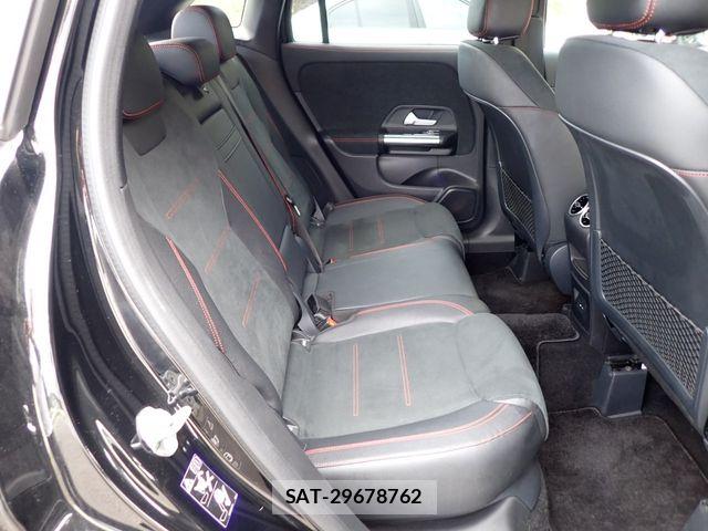 Mercedes Benz GLA-CLASS 2020-10 8208672-21