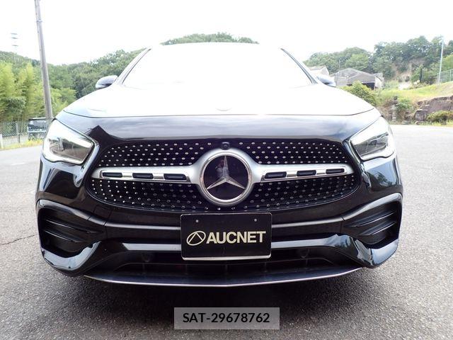 Mercedes Benz GLA-CLASS 2020-10 8208672-4