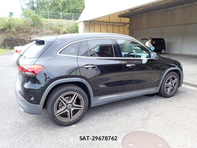 Mercedes Benz GLA-CLASS 2020-10 8208672-6