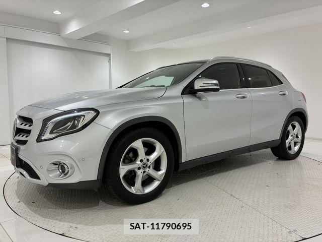 Mercedes Benz GLA-CLASS 2019-09 8208675-9