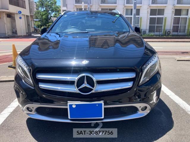Mercedes Benz GLA-CLASS 2015-10 8245892-0