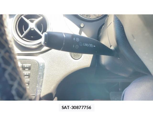 Mercedes Benz GLA-CLASS 2015-10 8245892-15