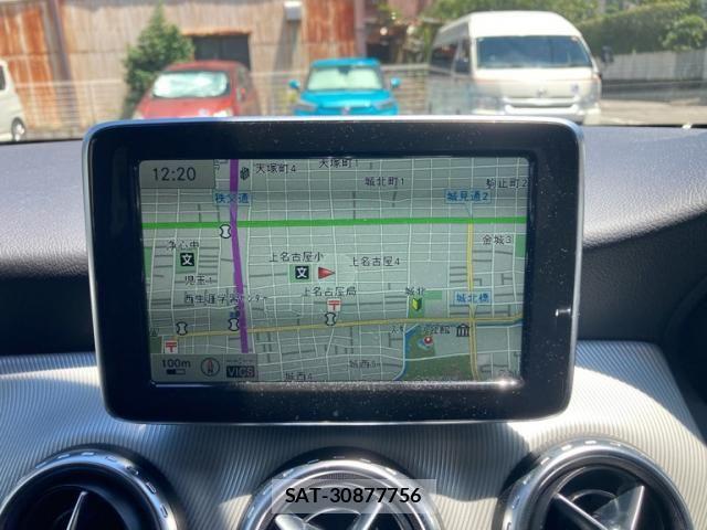 Mercedes Benz GLA-CLASS 2015-10 8245892-18