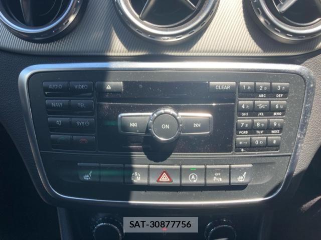 Mercedes Benz GLA-CLASS 2015-10 8245892-21