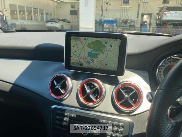 Mercedes Benz GLA-CLASS 2015-09 8245891-17