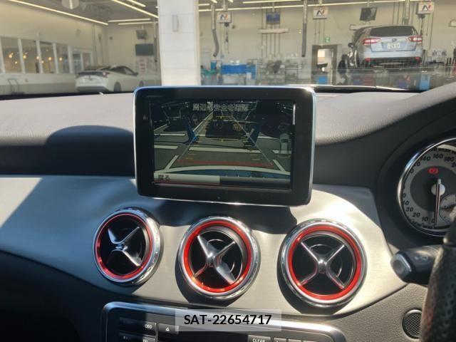 Mercedes Benz GLA-CLASS 2015-09 8245891-18