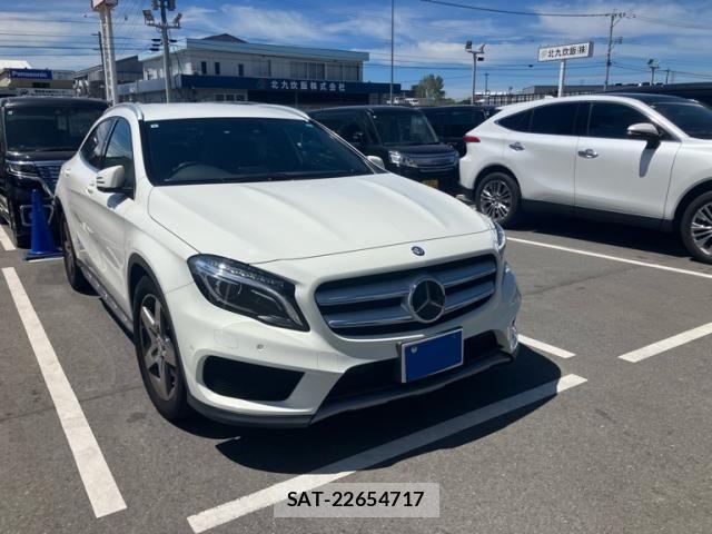 Mercedes Benz GLA-CLASS 2015-09 8245891-1