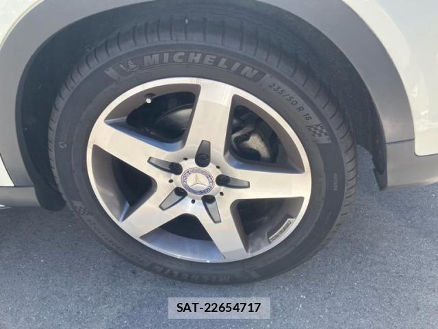Mercedes Benz GLA-CLASS 2015-09 8245891-6