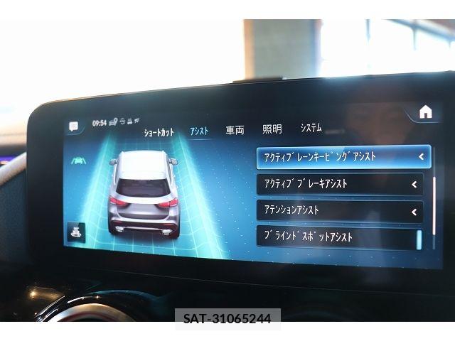 Mercedes Benz GLA-CLASS 2022-12 8315401-17