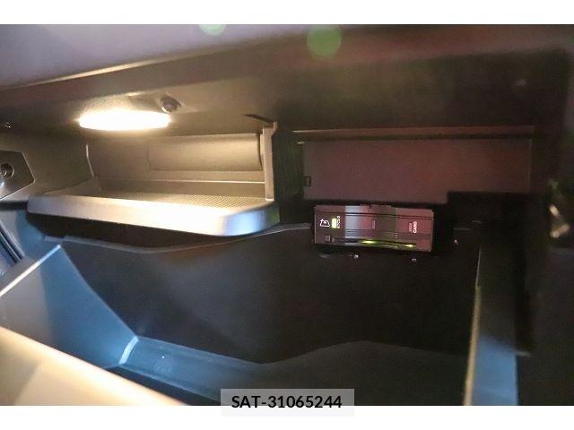 Mercedes Benz GLA-CLASS 2022-12 8315401-21