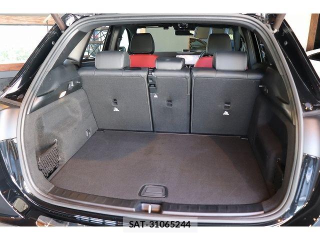 Mercedes Benz GLA-CLASS 2022-12 8315401-27