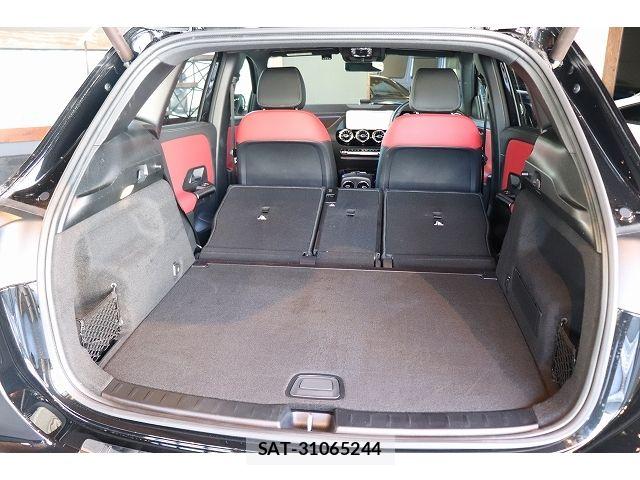 Mercedes Benz GLA-CLASS 2022-12 8315401-28