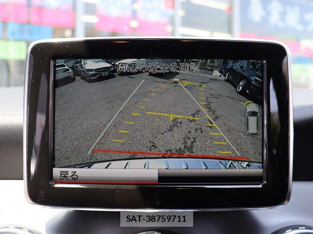 Mercedes Benz GLA-CLASS 2014-01 8315405-17