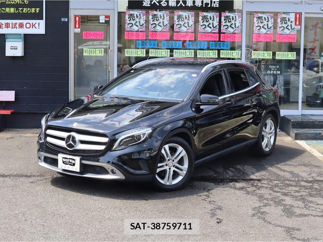 Mercedes Benz GLA-CLASS 2014-01 8315405-1