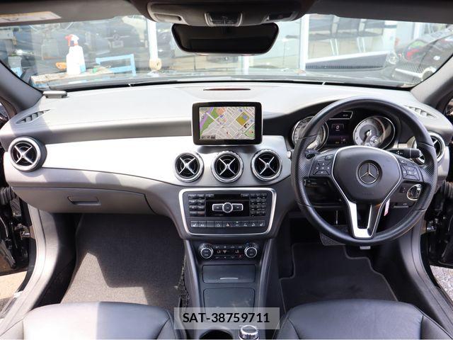 Mercedes Benz GLA-CLASS 2014-01 8315405-4