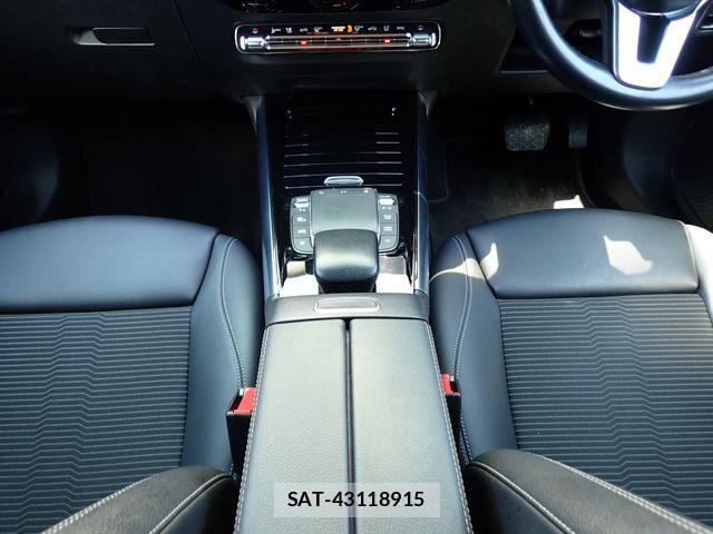 Mercedes Benz GLA-CLASS 2020-10 8315402-21