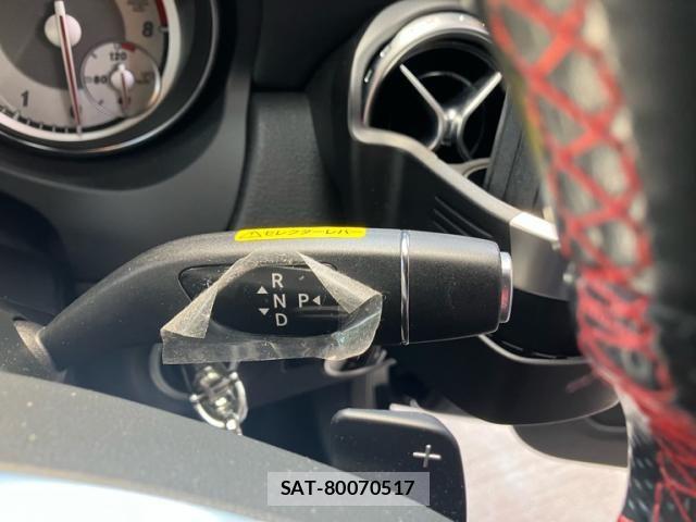 Mercedes Benz GLA-CLASS 2014-10 8336755-17