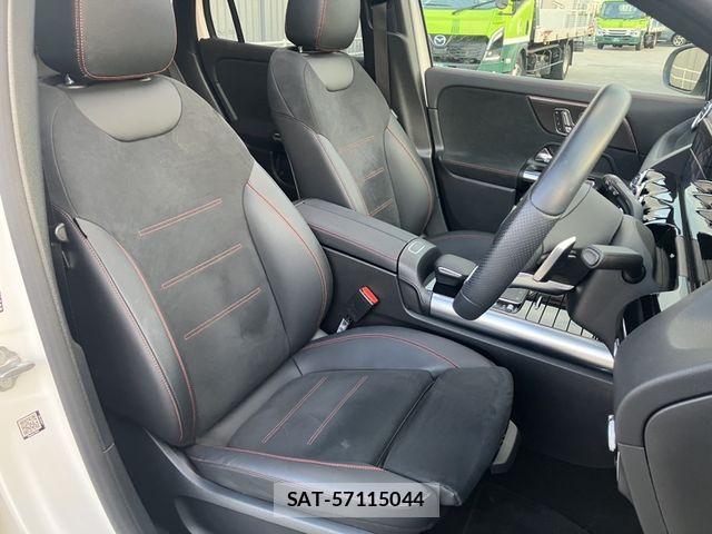 Mercedes Benz GLA-CLASS 2022-11 8336750-11