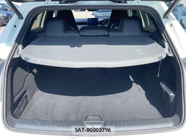 Mercedes Benz GLA-CLASS 2017-03 8366963-11