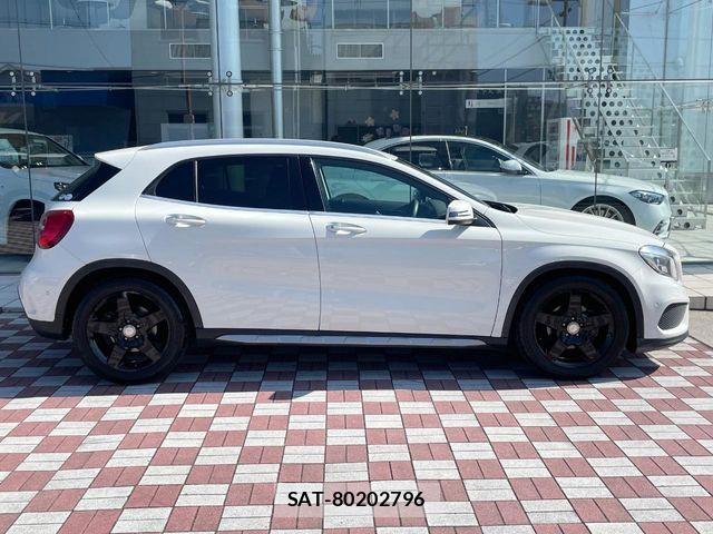 Mercedes Benz GLA-CLASS 2017-03 8366963-18