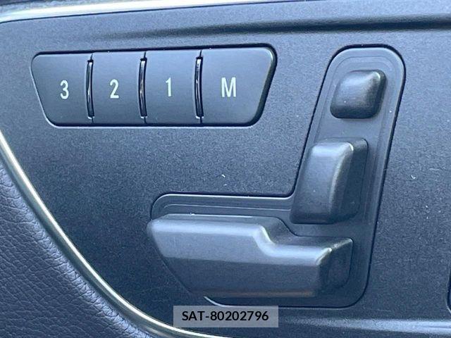 Mercedes Benz GLA-CLASS 2017-03 8366963-6