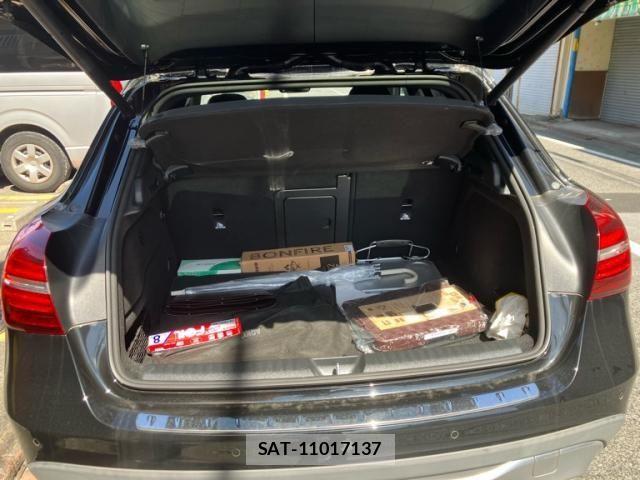 Mercedes Benz GLA-CLASS 2017-11 8366960-14
