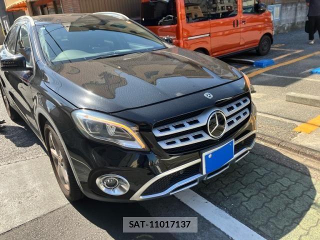 Mercedes Benz GLA-CLASS 2017-11 8366960-1