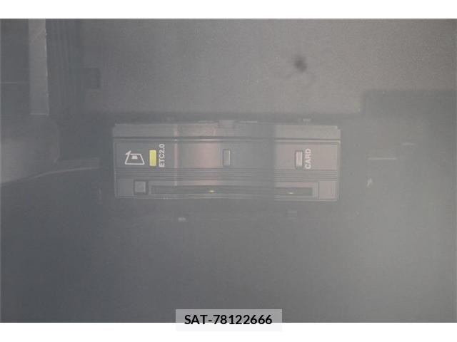 Mercedes Benz GLA-CLASS 2021-06 8413555-4