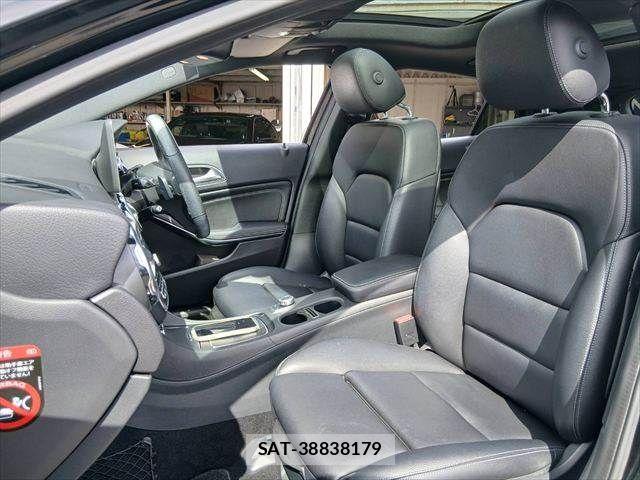 Mercedes Benz GLA-CLASS 2018-10 8413553-28