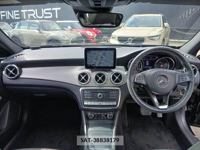 Mercedes Benz GLA-CLASS 2018-10 8413553-2