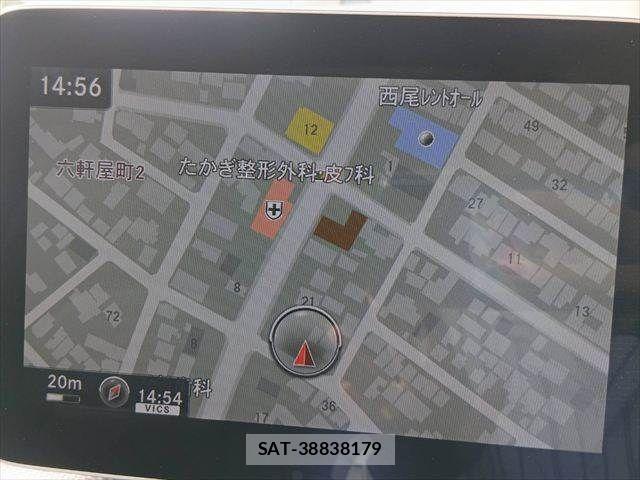 Mercedes Benz GLA-CLASS 2018-10 8413553-4