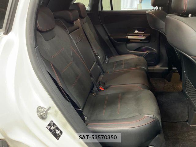Mercedes Benz GLA-CLASS 2021-01 8457266-9