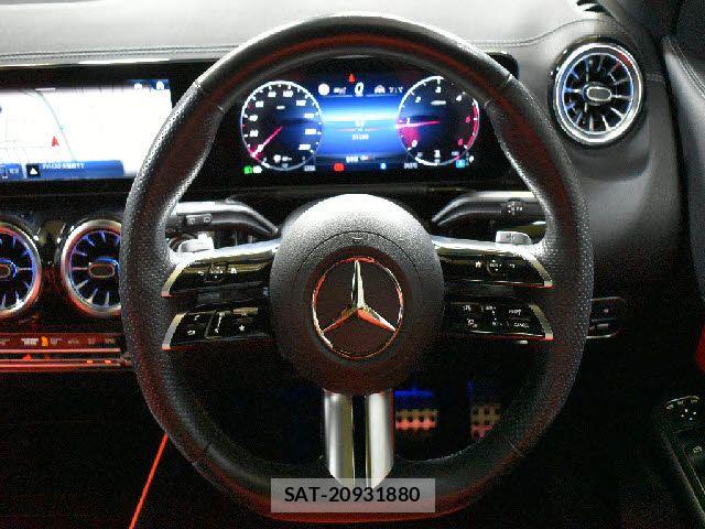 Mercedes Benz GLA-CLASS 2023-10 8485735-15