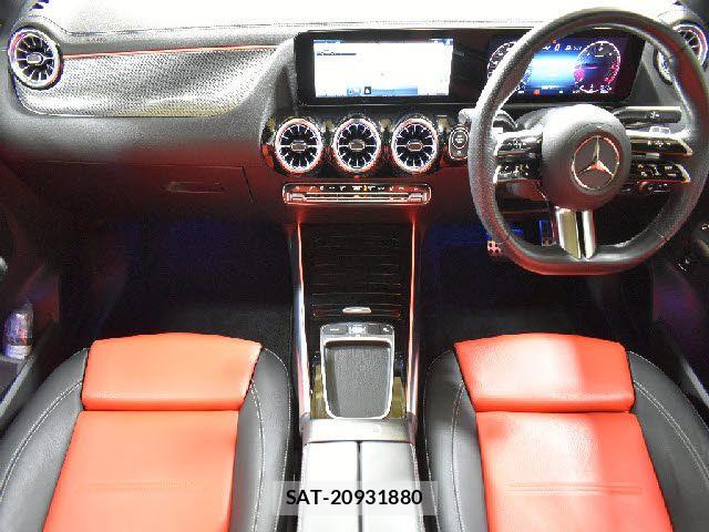 Mercedes Benz GLA-CLASS 2023-10 8485735-1