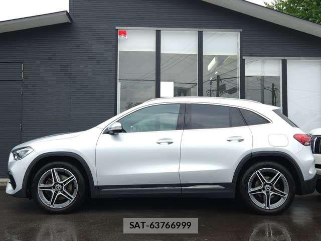 Mercedes Benz GLA-CLASS 2021-08 8485731-2